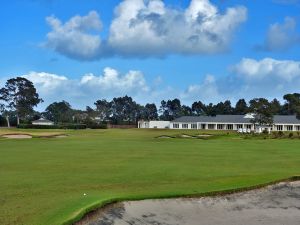 Kingston Heath 6th Approach